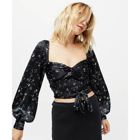 Urban Outfitters Small Maya Smocked Floral Black Top Dark Cottagecore Cropped - Picture 2 of 10